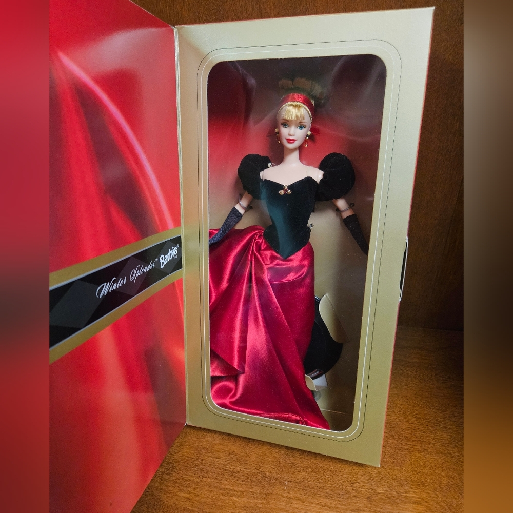 1998 Avon Exclusive Winter Splendor Barbie Doll